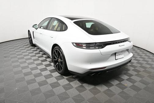 2022 Porsche Panamera Platinum Edition