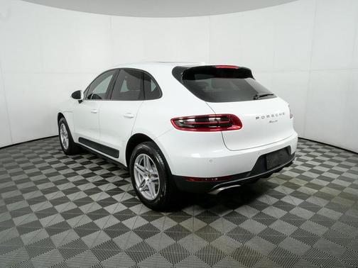 2018 Porsche Macan AWD