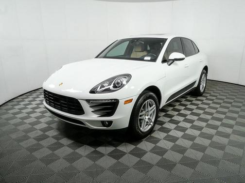 2018 Porsche Macan AWD