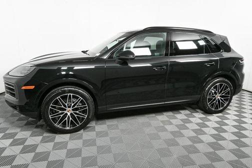 2025 Porsche Cayenne AWD