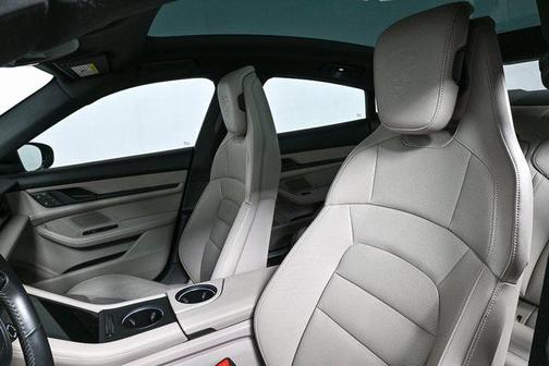 2022 Porsche Taycan 4S