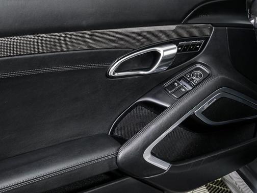 2017 Porsche 911 Turbo