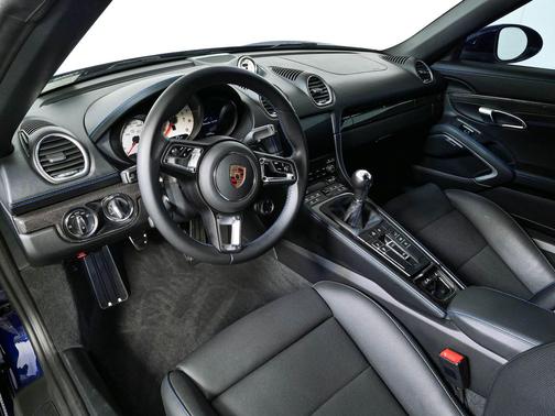 Gentian Blue Metallic 2025 Porsche 718 Boxster GTS 4.0