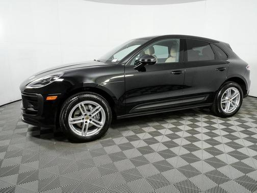 2025 Porsche Macan AWD