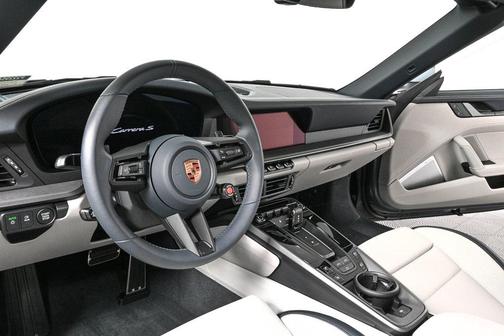 2025 Porsche 911 Carrera S