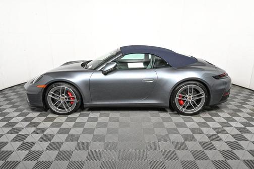 2025 Porsche 911 Carrera S