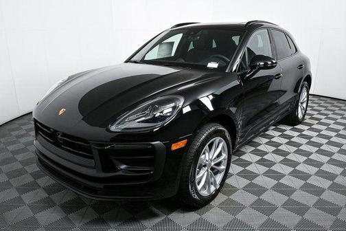 2026 Porsche Macan AWD