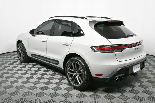 2024 Porsche Macan AWD