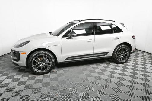 2024 Porsche Macan AWD