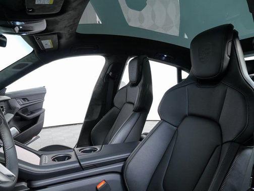 2026 Porsche Taycan GTS