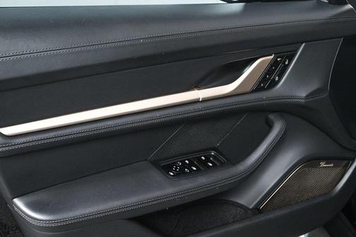 2020 Porsche Taycan Turbo