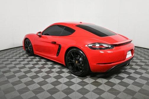 2024 Porsche 718 Cayman Style Edition