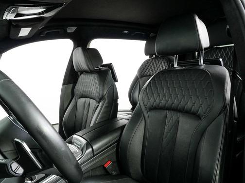 2019 BMW X7 xDrive40i