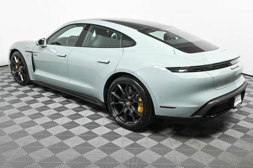 2025 Porsche Taycan GTS