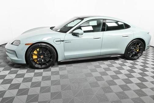 2025 Porsche Taycan GTS