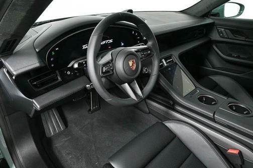 2025 Porsche Taycan GTS