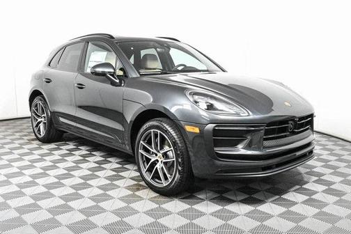2025 Porsche Macan Base