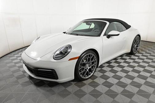 2022 Porsche 911 Carrera