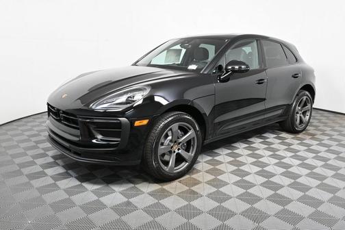 2026 Porsche Macan AWD