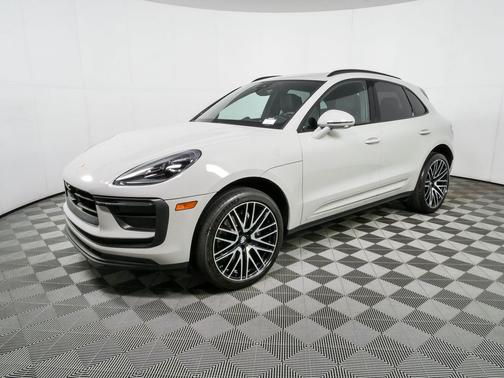 Chalk 2024 Porsche Macan Macan