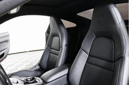 2024 Porsche 911 Carrera