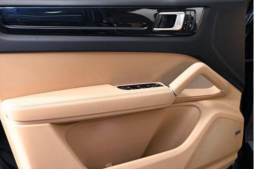 2021 Porsche Cayenne AWD