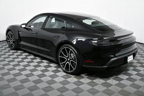 2025 Porsche Taycan 4