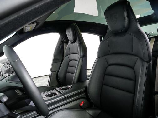 2024 Porsche Taycan 4S