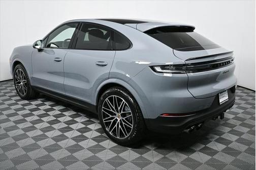 2025 Porsche Cayenne AWD