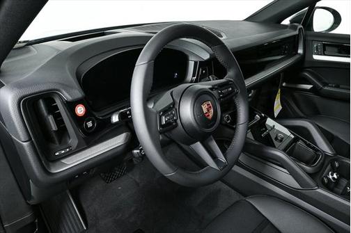 2025 Porsche Cayenne AWD