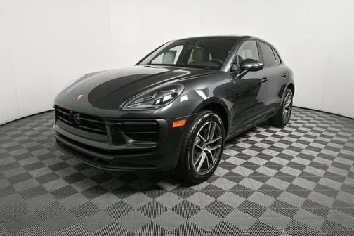 2025 Porsche Macan AWD