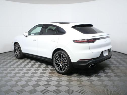 White 2023 Porsche Cayenne Cayenne