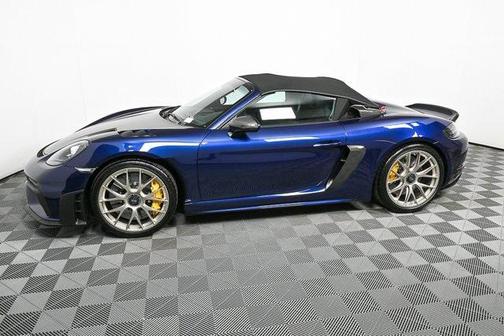 2025 Porsche 718 Spyder RS