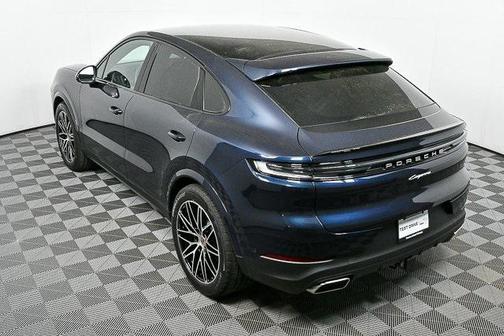 2024 Porsche Cayenne AWD