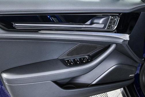 2025 Porsche Panamera RWD