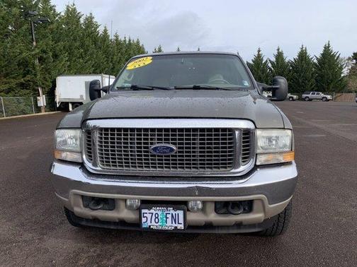 Photo 2 of 24 of 2002 Ford Excursion Limited