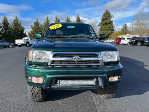 Photo 2 of 31 of 2000 Toyota 4Runner SR5