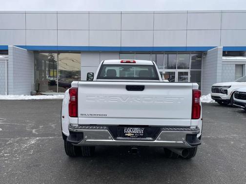 Summit White 2024 Chevrolet Silverado 3500 WT
