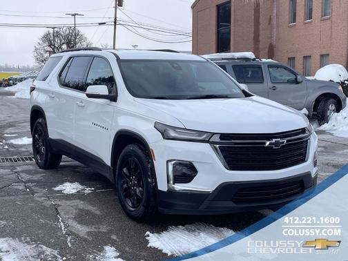 2023 Chevrolet Traverse LT Cloth