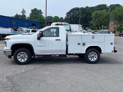 2024 Chevrolet Silverado 3500 WT