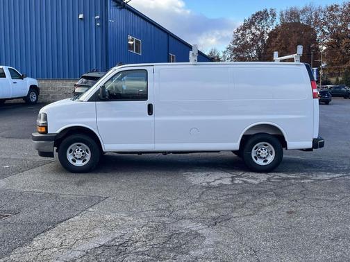 2025 Chevrolet Express 2500 Work Van