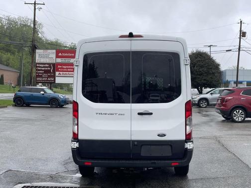 Oxford White 2017 Ford Transit-250 130 WB Medium Roof Cargo