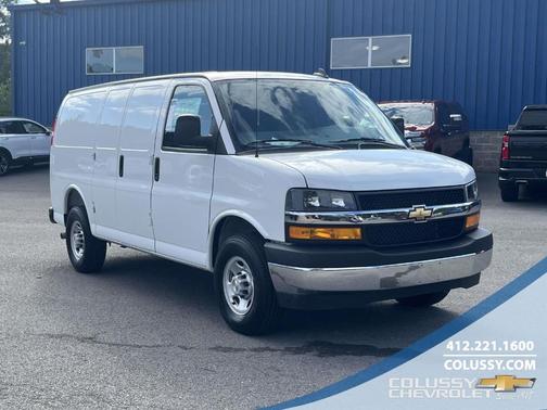 2025 Chevrolet Express 2500 Work Van