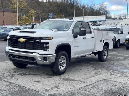 2026 Chevrolet Silverado 3500 WT