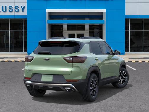 Green 2026 Chevrolet Trailblazer ACTIV