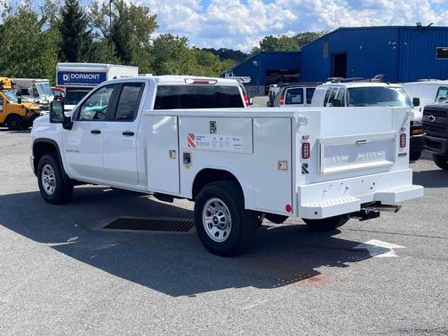 2025 Chevrolet Silverado 3500 WT
