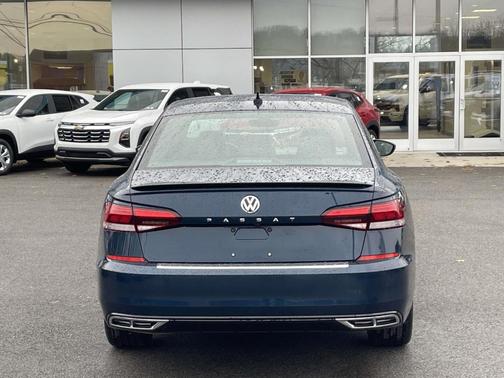 Tourmaline Blue Metallic 2021 Volkswagen Passat 2.0T R-Line