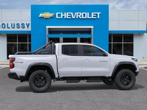 Summit White 2026 Chevrolet Colorado ZR2