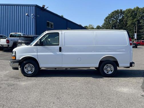 2025 Chevrolet Express 2500 Work Van