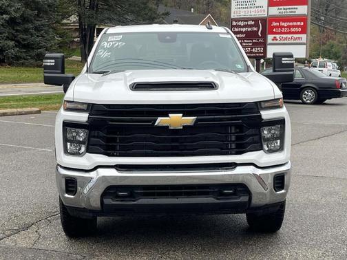 2025 Chevrolet Silverado 3500 WT